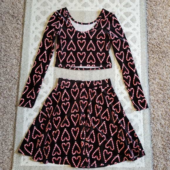 Xhileration Candy Cane Velour Outfit - Picture 7 of 8